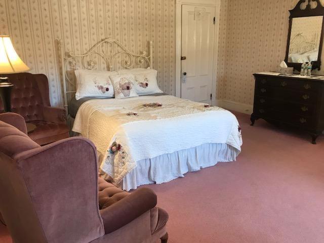 Old Corner Inn Manchester-by-The-Sea Экстерьер фото